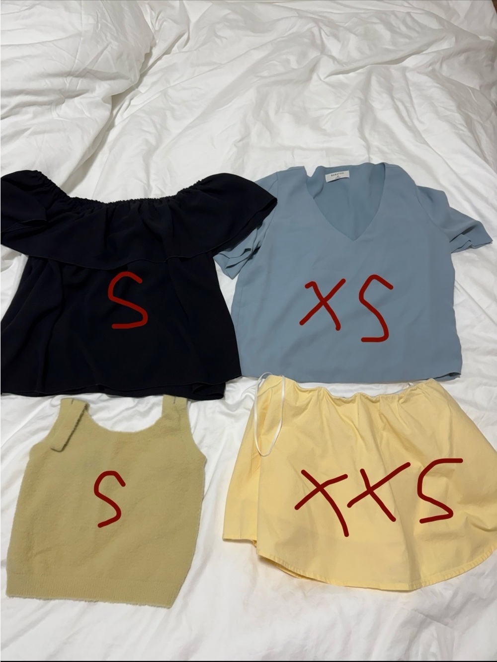 ARITZIA BUNDLE TOPS